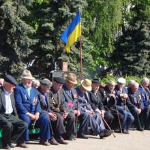 У РАДОМИШЛІ ВІДБУВСЯ МІТИНГ-РЕКВІЄМ З НАГОДИ 69-Ї РІЧНИЦІ ВИЗВОЛЕННЯ УКРАЇНИ ВІД НІМЕЦЬКО-ФАШИСТСЬКИХ ЗАГАРБНИКІВ У РАДОМИШЛІ ВІДБУВСЯ МІТИНГ-РЕКВІЄМ З НАГОДИ 69-Ї РІЧНИЦІ ВИЗВОЛЕННЯ УКРАЇНИ ВІД НІМЕЦЬКО-ФАШИСТСЬКИХ ЗАГАРБНИКІВ