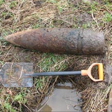 НА РАДОМИШЛЬЩИНІ ЖІНКА НА ГОРОДІ ВИКОПАЛА АРТСНАРЯД НА РАДОМИШЛЬЩИНІ ЖІНКА НА ГОРОДІ ВИКОПАЛА АРТСНАРЯД