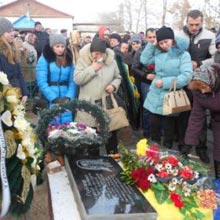 У ВИШЕВИЧАХ ВСТАНОВИЛИ МЕМОРІАЛЬНУ ДОШКУ КАПІТАНУ ВІЙСЬКОВО-ПОВІТРЯНИХ СИЛ УКРАЇНИ У ВИШЕВИЧАХ ВСТАНОВИЛИ МЕМОРІАЛЬНУ ДОШКУ КАПІТАНУ ВІЙСЬКОВО-ПОВІТРЯНИХ СИЛ УКРАЇНИ